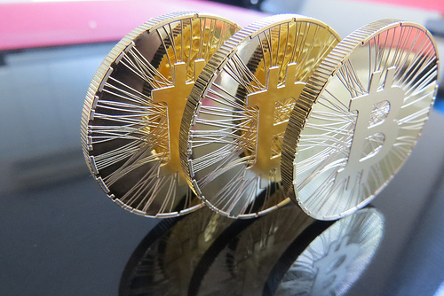 Bitcoin statistic coin antana Tags