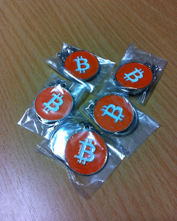 5 bitcoin keychains/keyrings Tags