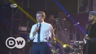 Macron parties at femi kuti's new afrika shrine in lagos | dw english Macron parties at femi kuti's new afrika shrine in lagos | dw english