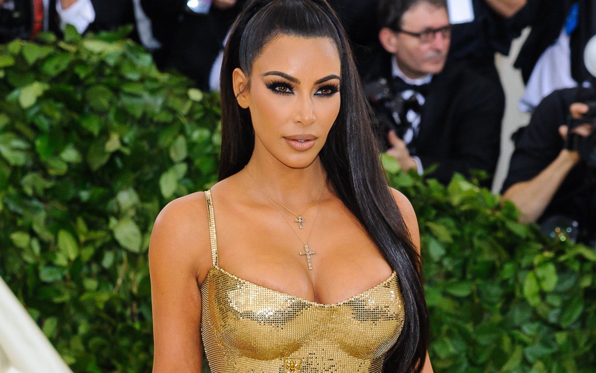 ‘we’ve moved onto bitcoin! ’ kim kardashian receives 1 btc from matthew rosak ‘we’ve moved onto bitcoin! ’ kim kardashian receives 1 btc from matthew rosak