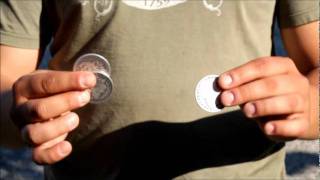 "sanchez fly" 3-fly coin magic by david gabbay "sanchez fly" 3-fly coin magic by david gabbay