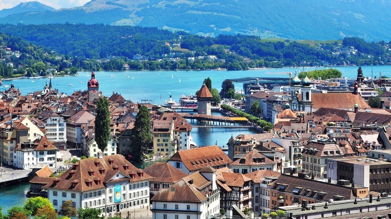Switzerland tries to stem exodus of cryptocurrency firms Switzerland tries to stem exodus of cryptocurrency firms