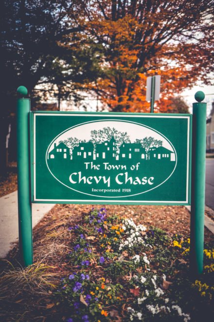 Bitcoin scammers extort bachelors with blackmail — over non-existent wives Most of the chevy chase neighborhood's well-off residents would shudder at blackmail threats like this. But there's just one problem.