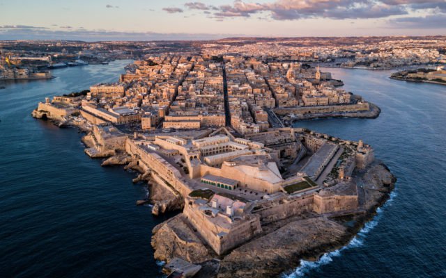 Shutterstock_753457153-640x400. Jpg Malta gov’t committed to ‘blockchain island’ vision despite criticism