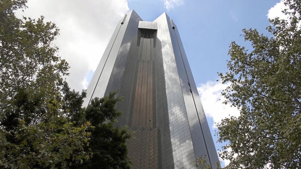 South africa to start tracking all cryptocurrency transactions in 2019 South african reserve bank planning to test cryptocurrrency regulations