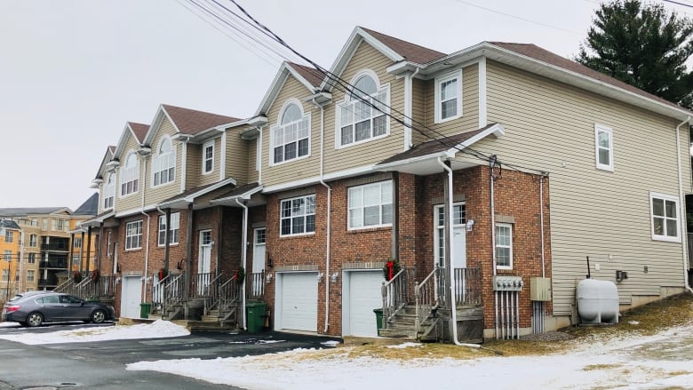 Quadrigacx saga: founder's widow owns $5. 6m properties, hospital confirms cotten's death Quadrigacx saga: founder's widow owns $5. 6m properties, hospital confirms cotten's death