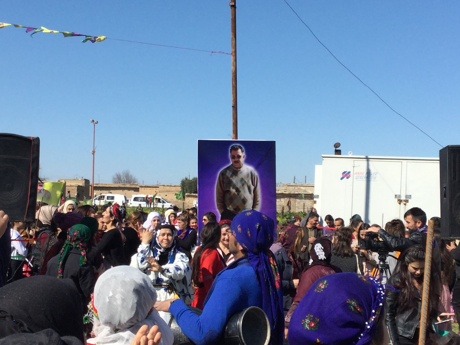 Sand, death and cryptocurrency – life in a decentralized syria Sand, death and cryptocurrency – life in a decentralized syria