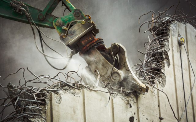 Shutterstock_315778778-640x400. Jpg Eos’ dan larimer: i could ‘take down’ bitcoin, ethereum