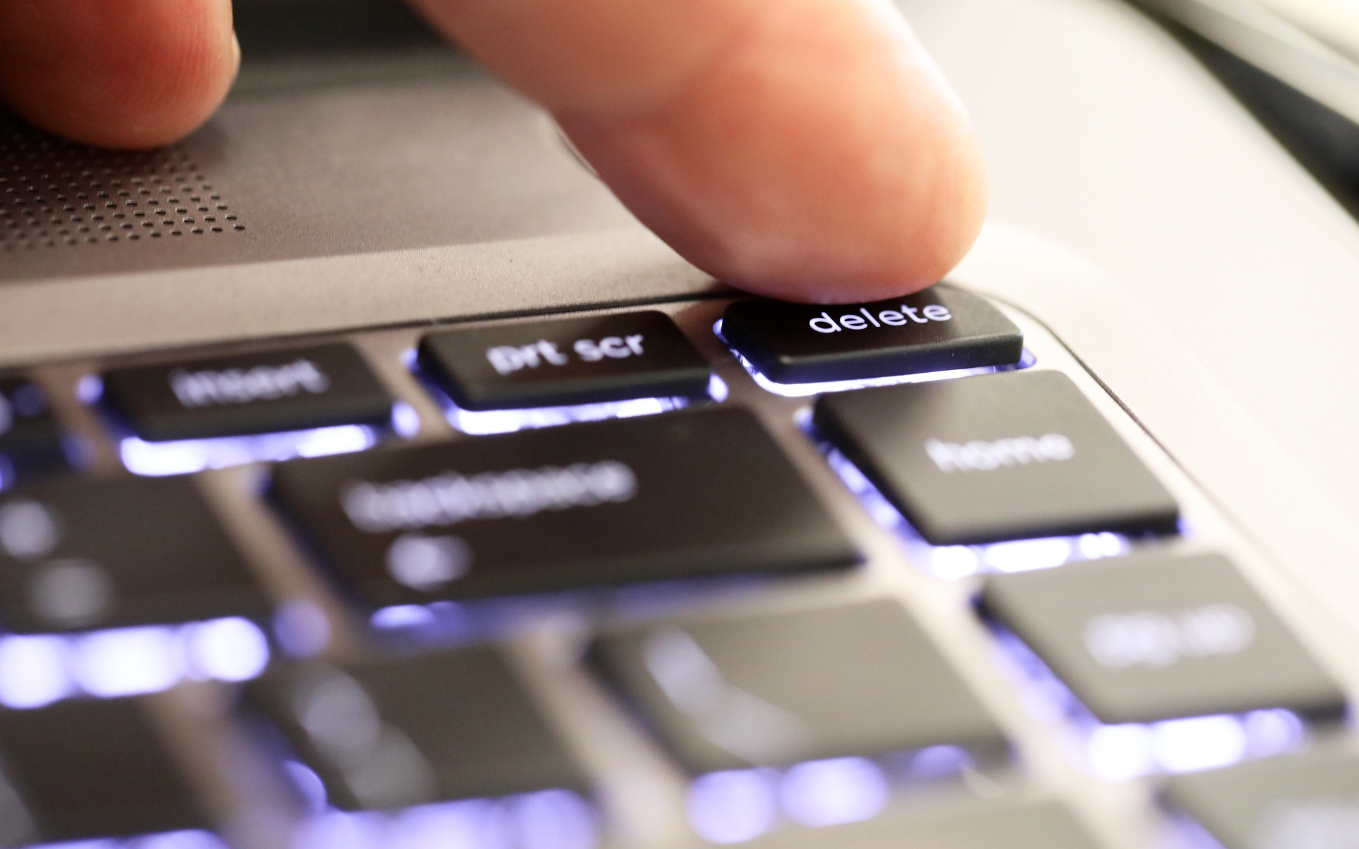 Coinbase preventing account closures as #deletecoinbase movement spreads Coinbase preventing account closures as #deletecoinbase movement spreads