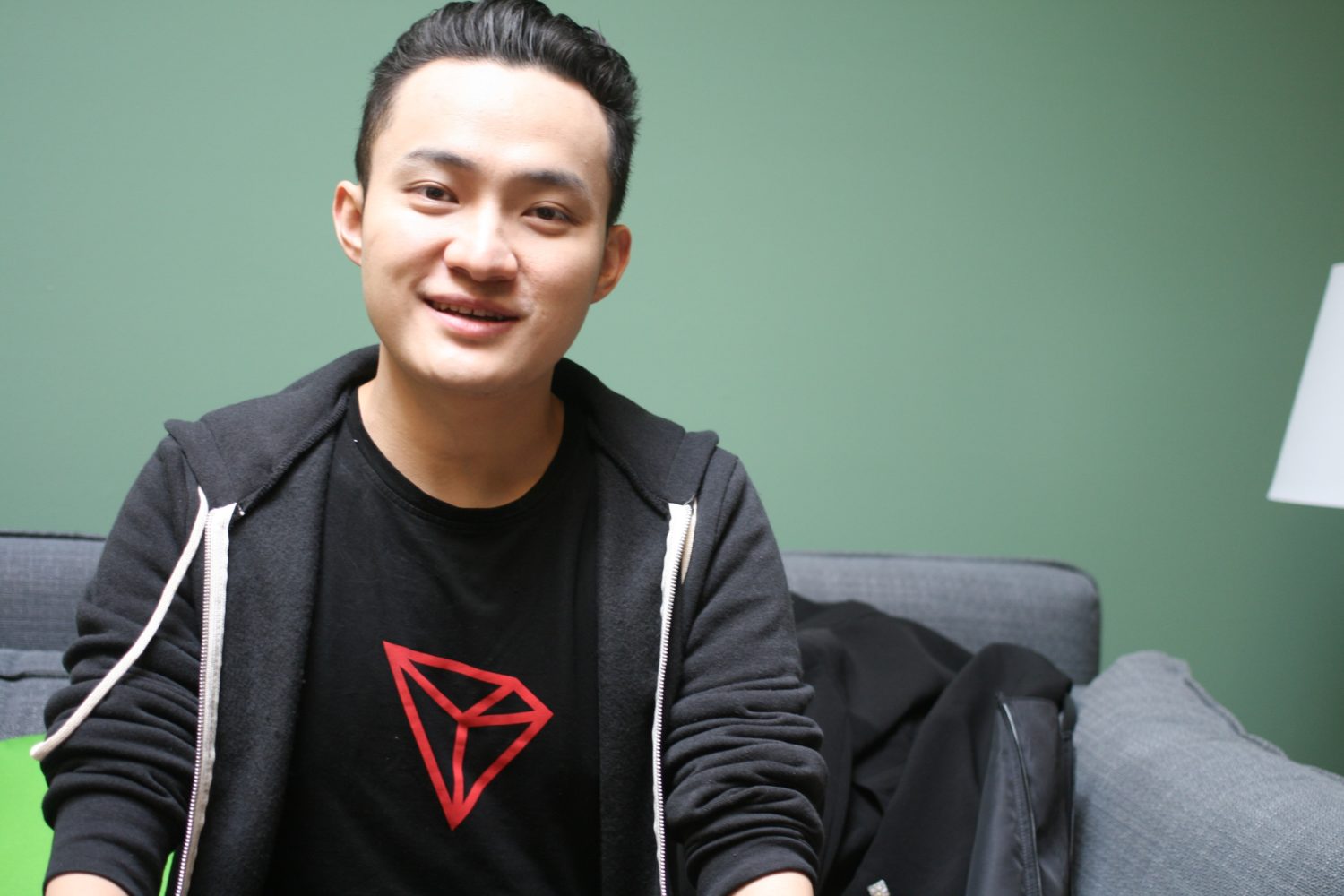 Justin sun draws heat from tron fans for waffling on promised prizes Justin sun draws heat from tron fans for waffling on promised prizes