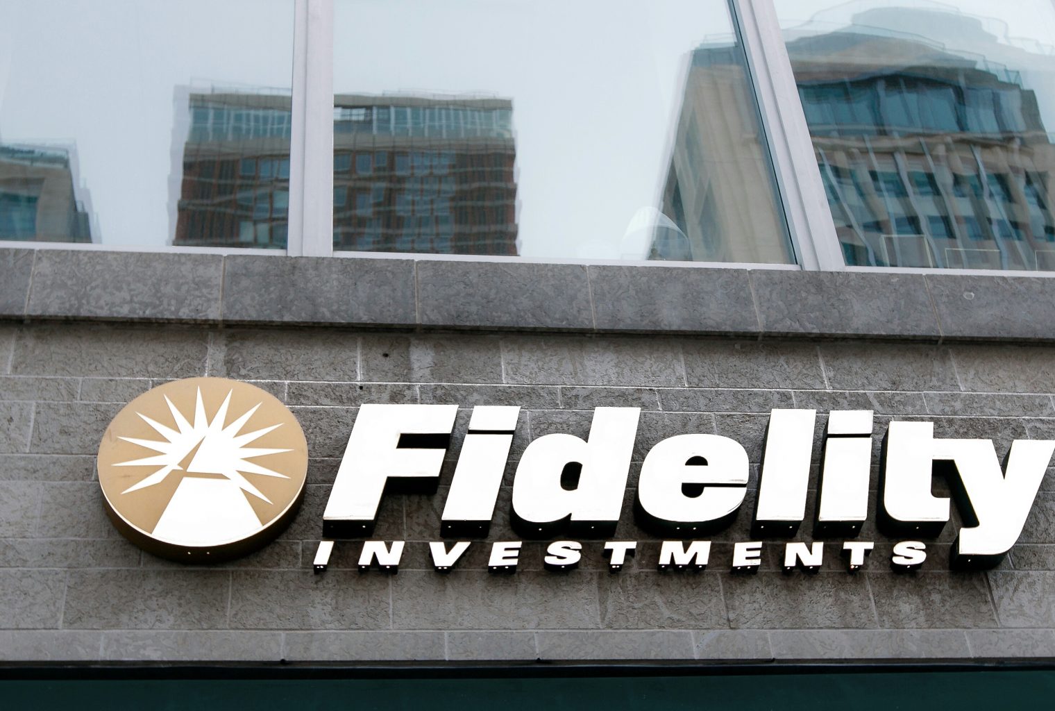 Fidelity’s cryptocurrency arm starts offering institutional investor services Fidelity’s cryptocurrency arm starts offering institutional investor services