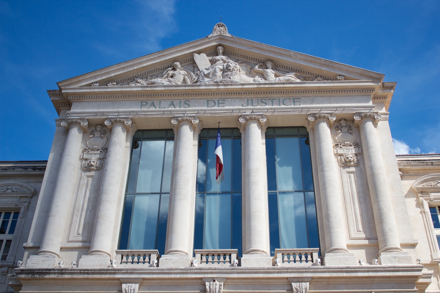 Ibm scores nationwide blockchain deal with france’s commercial court clerks Ibm scores nationwide blockchain deal with france’s commercial court clerks