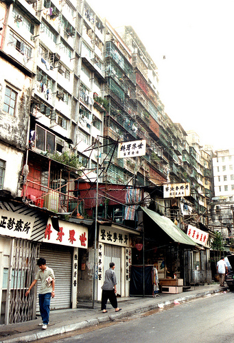 九龍城寨 - kowloon walled city in 1991 Tags