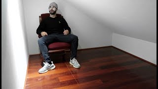 There's a jinn in this house.. There's a jinn in this house..