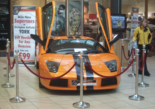 Designer outlet - lambo Tags