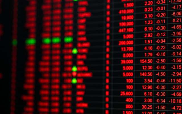 Shutterstock_501180835-640x400. Jpg Bitcoin price falls below $3. 4k on downward trend ‘d-day’