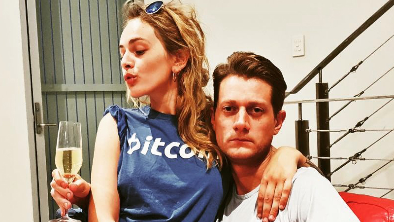 Sideshift app demonstrates a trade between lightning network btc and tether Sideshift app demonstrates a trade between lightning network btc and tether