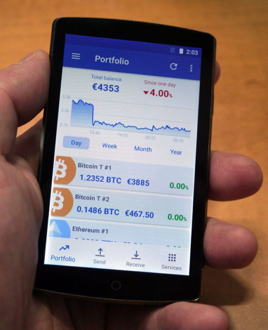 Our man at ces 2019 – part two: a fistful of wallets Our man at ces 2019 – part two: a fistful of wallets