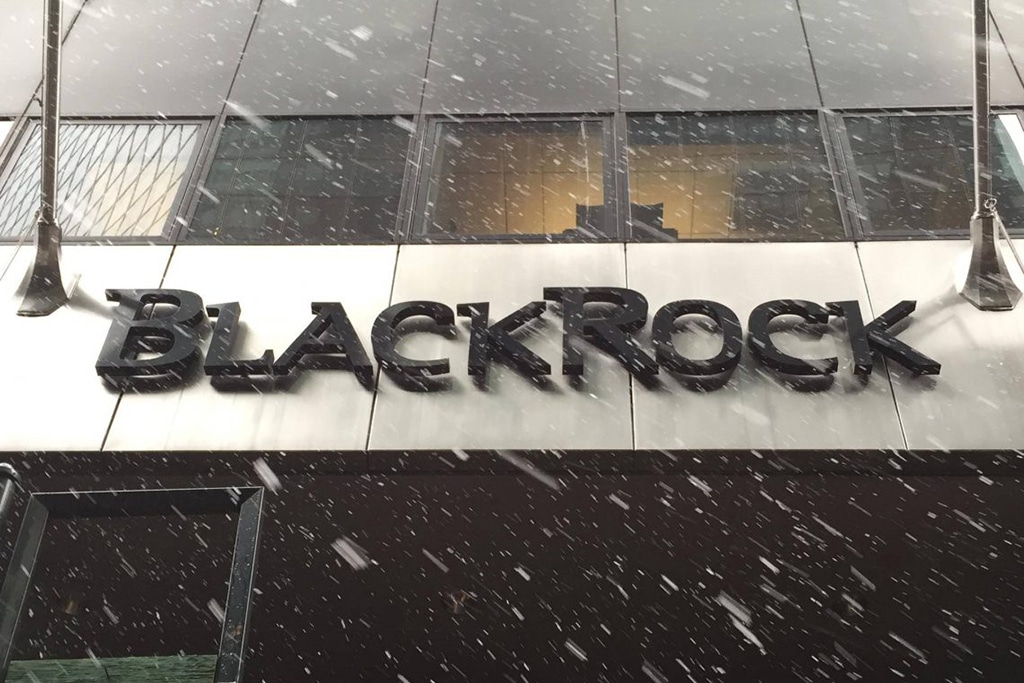 Blackrock q4 earnings slipped heavily by 60%, stock climbs up Blackrock q4 earnings slipped heavily by 60%, stock climbs up