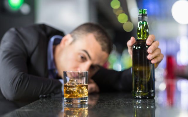 Shutterstock_570629527-640x400. Jpg Bitcoin closing in on longest price slump in history