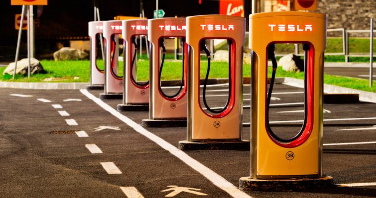 Adios panasonic? Tesla is fishing for a new battery supplier for its chinese car factory Adios panasonic? Tesla is fishing for a new battery supplier for its chinese car factory