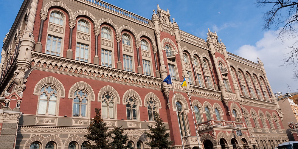 ‘bitcoin to the moon’ signs appear on ukrainian tram ‘bitcoin to the moon’ signs appear on ukrainian tram