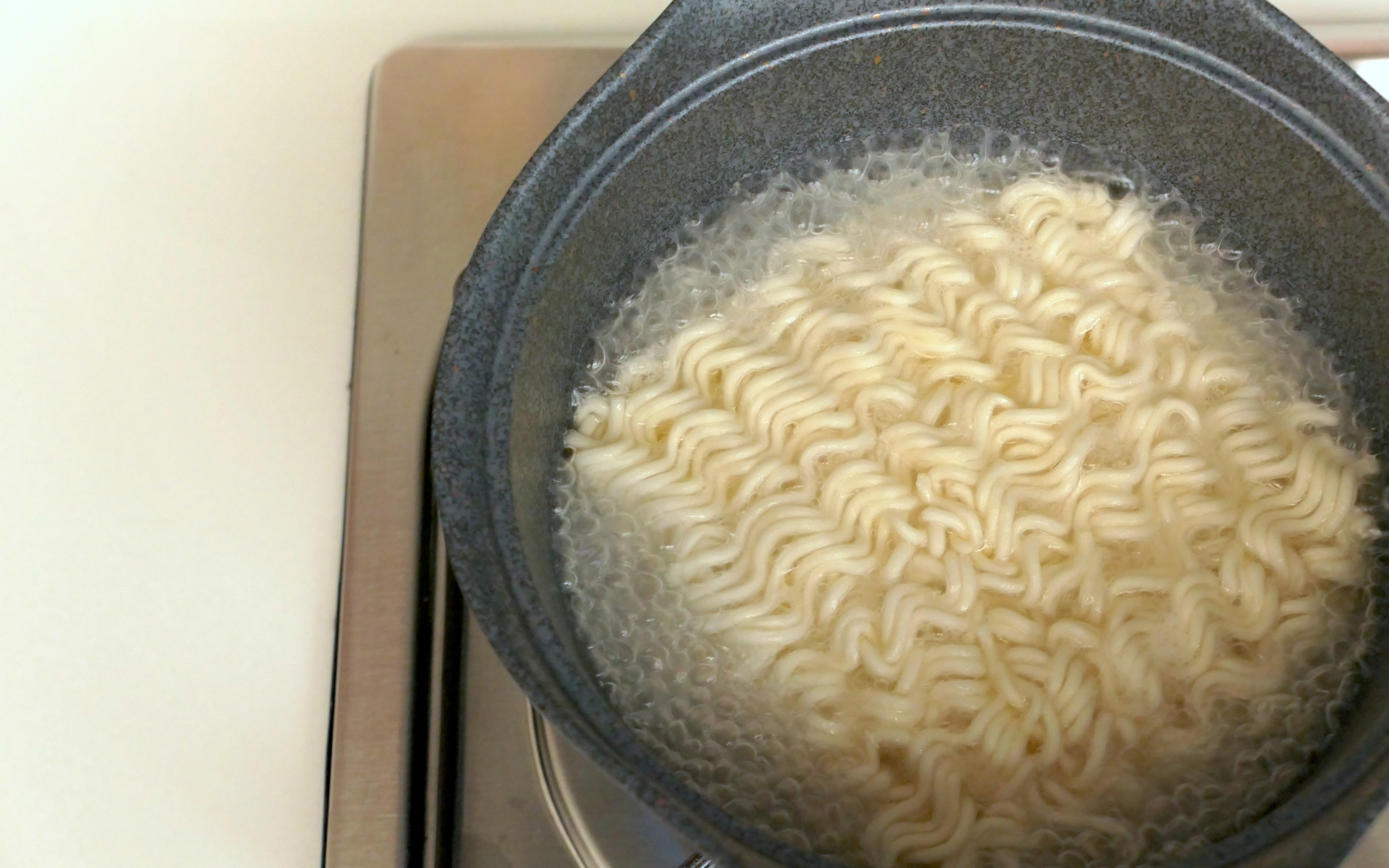 Bitcoin buying up after one look at ‘wet noodle’ jpm coin, says max keiser Bitcoin buying up after one look at ‘wet noodle’ jpm coin, says max keiser