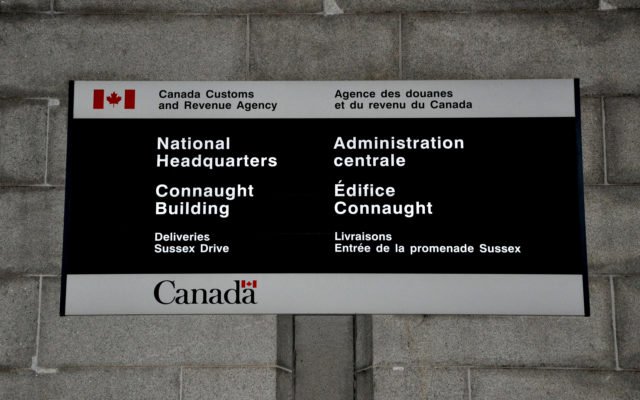 Shutterstock_287133878-640x400. Jpg Cra warns digital currency ‘does not exempt’ canadians from their tax obligations