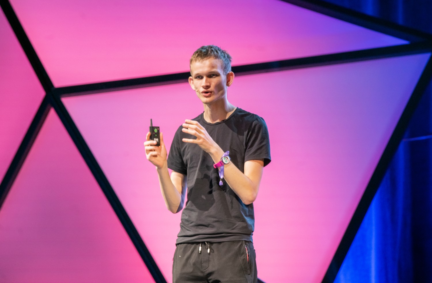 Ethereum creator vitalik buterin proposes wallet fee to fund developers Ethereum creator vitalik buterin proposes wallet fee to fund developers