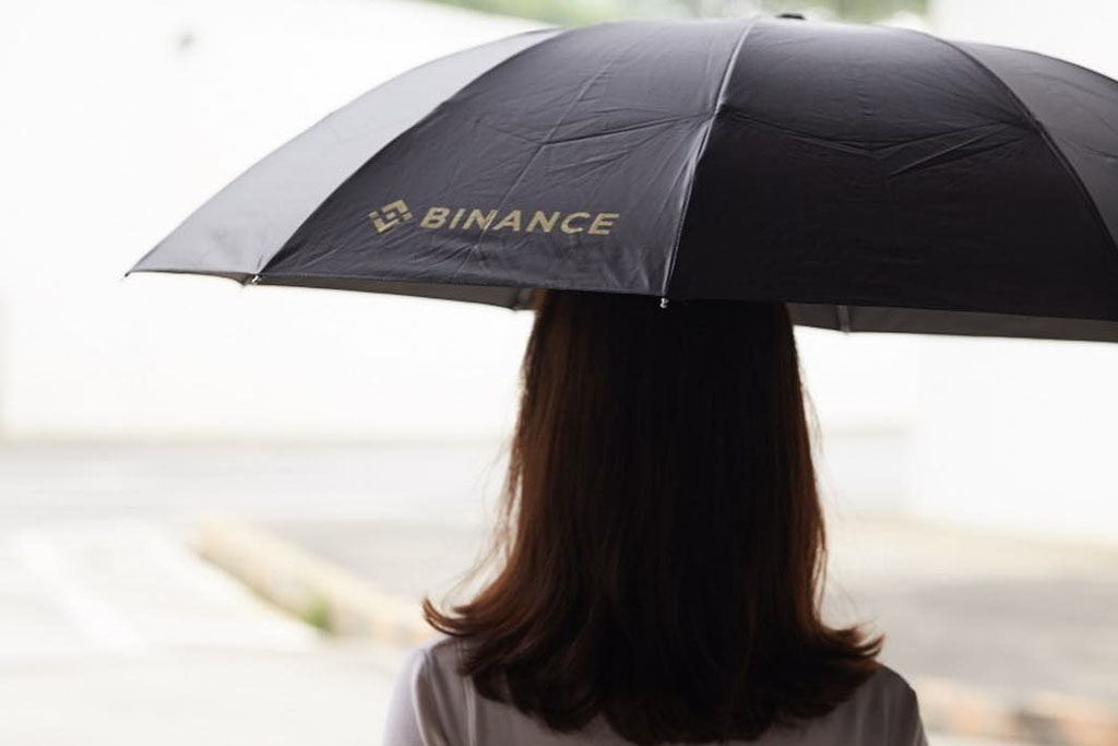 Craig wright accusing binance, mcafee and even roger ver of being the mafia Craig wright accusing binance, mcafee and even roger ver of being the mafia