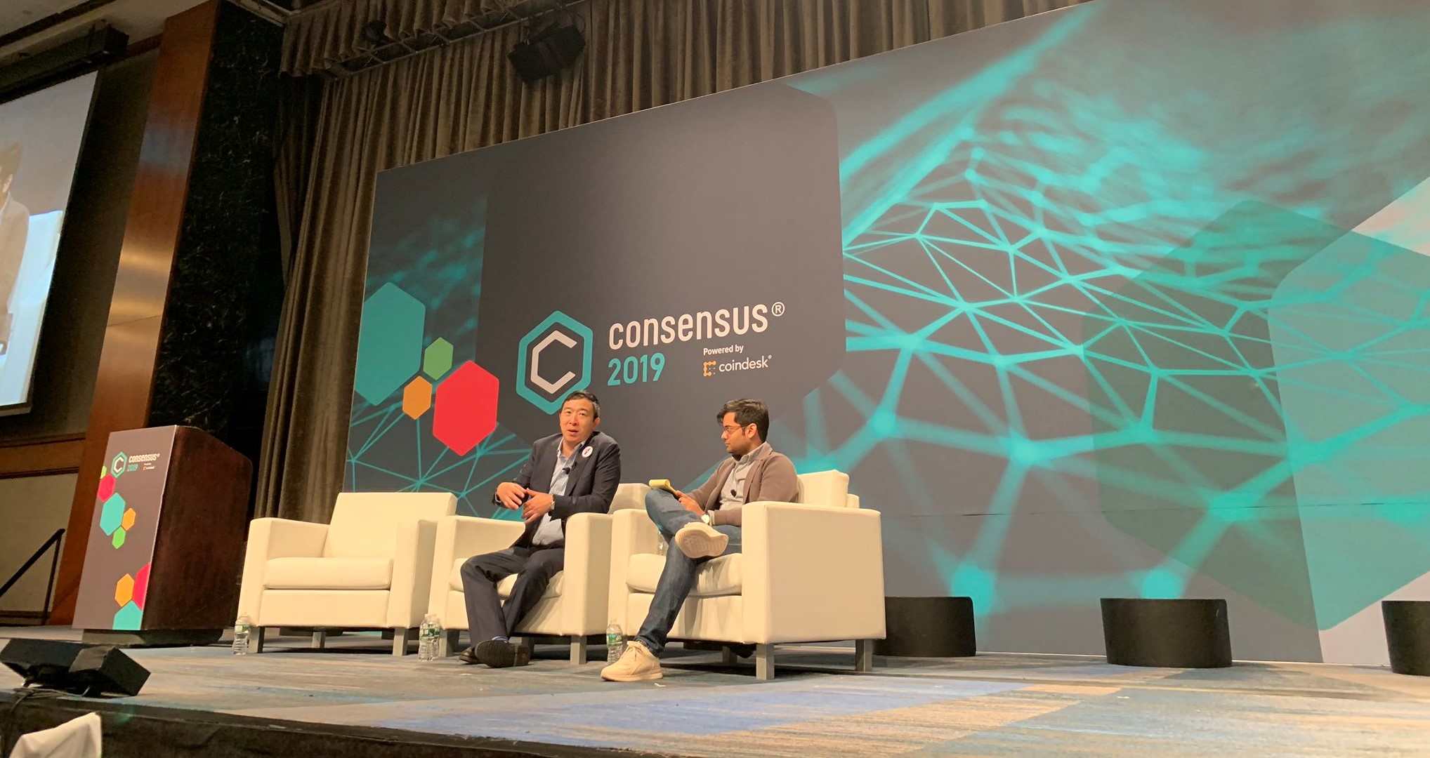 2020 presidential hopeful andrew yang says regulators ‘owe’ clarity on rules for crypto industry 2020 presidential hopeful andrew yang says regulators ‘owe’ clarity on rules for crypto industry