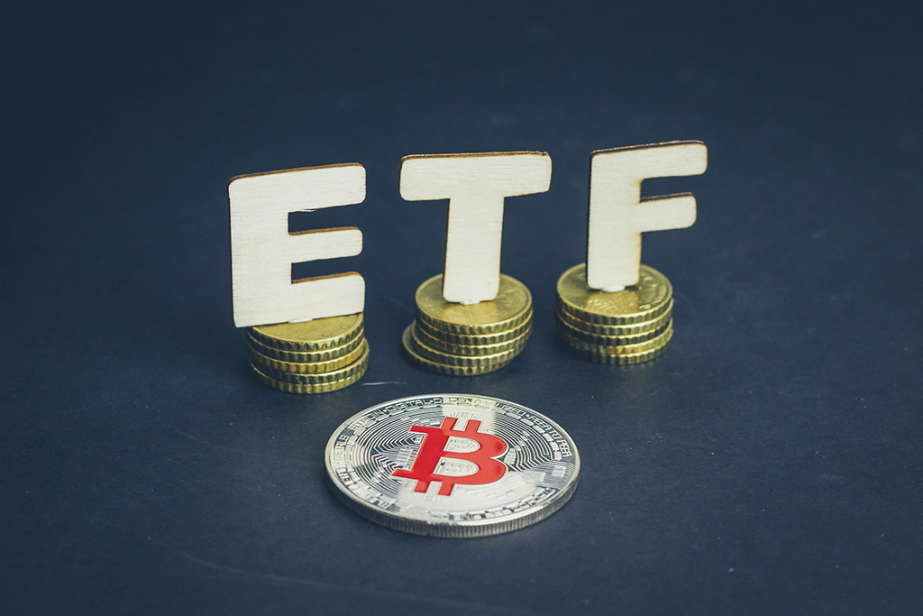 Sec postpones decision on vaneck/solidx bitcoin etf, bitcoin price reacts mildly Sec postpones decision on vaneck/solidx bitcoin etf, bitcoin price reacts mildly