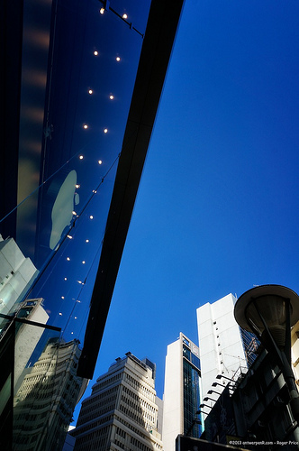 Hk - you have got to love it when the weather is like this… but i suppose you can say that of many places! Tags