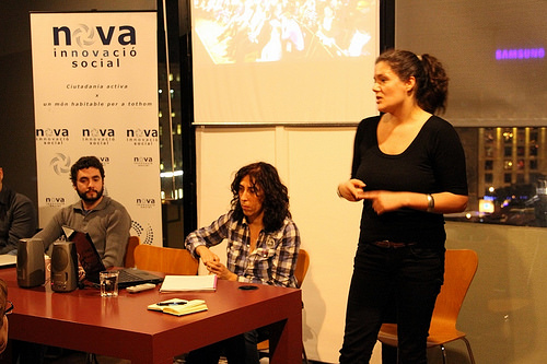 Anke streu (ouishare connector) introduces the ouishare talk about alternative currencies Tags