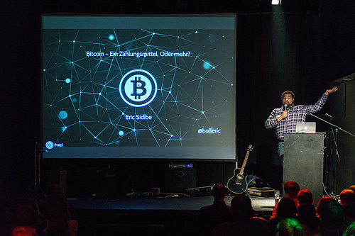 Bitcoin – ein zahlungsmittel, oder mehr? – eric sidibe Tags