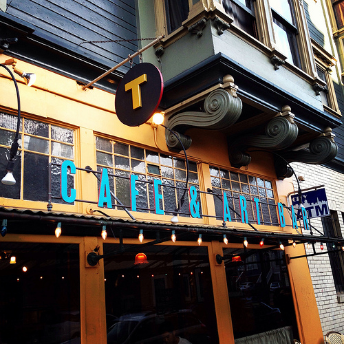 Momi toby's revolution cafe where ross ulbricht may have worked from Tags