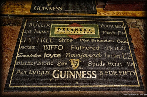 Delaney's - the inevitable irish pub! Tags