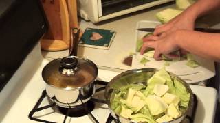 How to cook cabbage southern style! How to cook cabbage southern style!