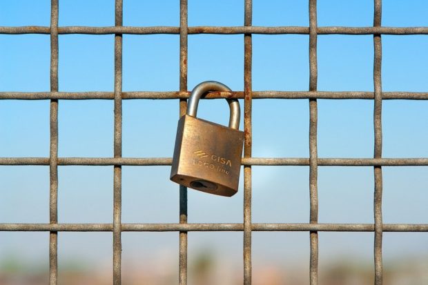 Ivykoin seeks to bridge the gap between legacy financial institutions and cryptocurrency 20180220_lock