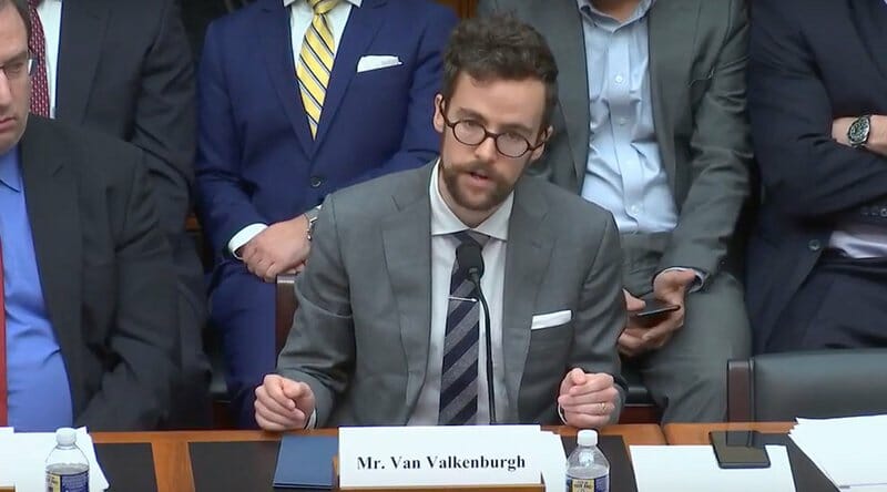 Congressional hearings: we must distinguish digital commodities from icos Congressional hearings: we must distinguish digital commodities from icos