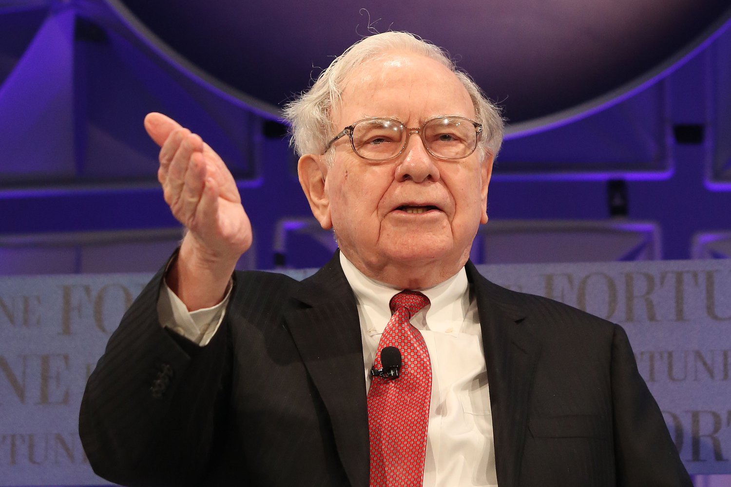 Buffett: bitcoin is more gamble than investment Buffett: bitcoin is more gamble than investment