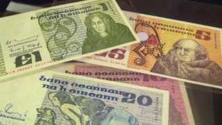 Irish currency collection Irish currency collection