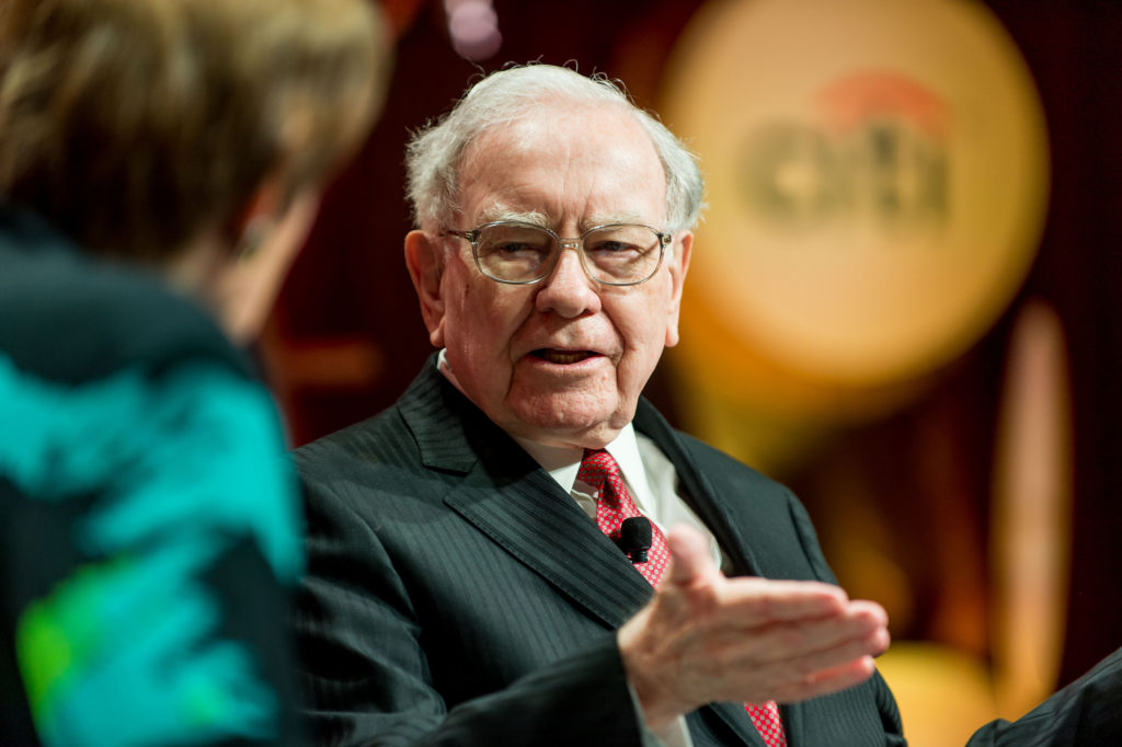 Billionaires elon musk and warren buffett clash over crypto, candy and moats Warren buffett bitcoin