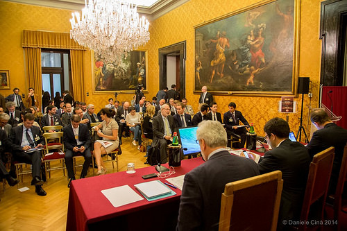 Re: augmentors ico Tags