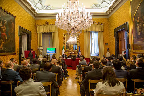 Re: wall observer btc/usd - bitcoin price movement tracking & discussion Tags