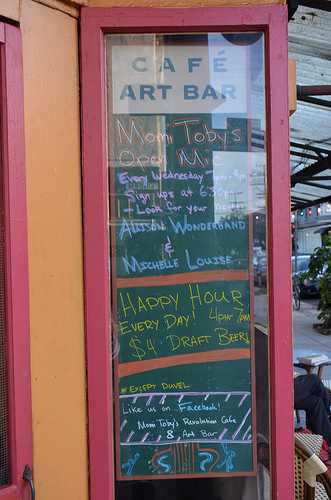 Momi toby's revolution cafe where ross ulbricht may have worked from Tags