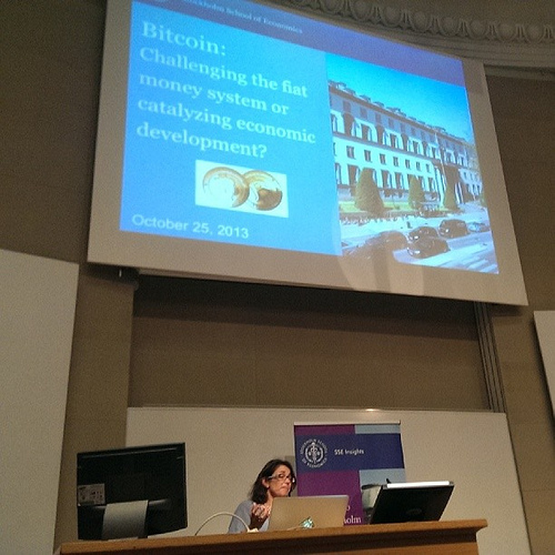 Inleds. Största eventet i handelshögskolans historia. #bitcoin tydligen! Tags