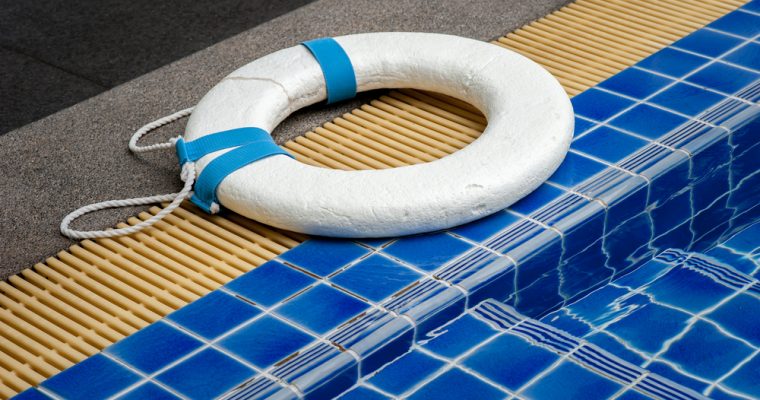 Bitcoin price holds above $10,000 but markets remain firmly in the red