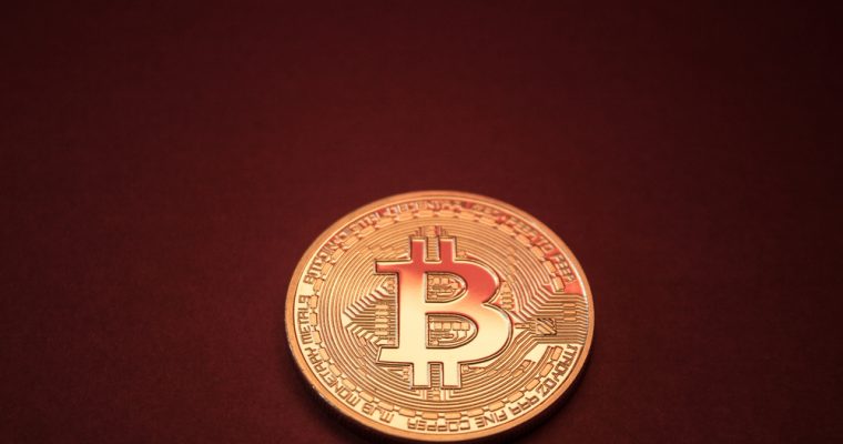 Bitcoin price slips into the red as robinhood-fueled rally stalls