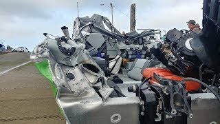 Crazy boat crash! Must see Crazy boat crash! Must see